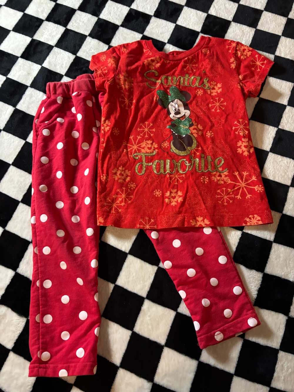 Size 4 Minnie Mouse outfit